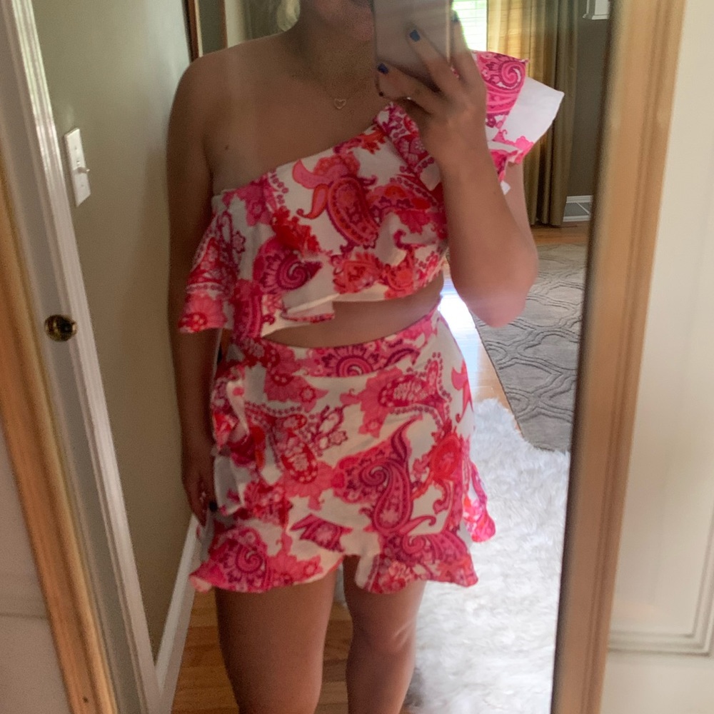Two piece set